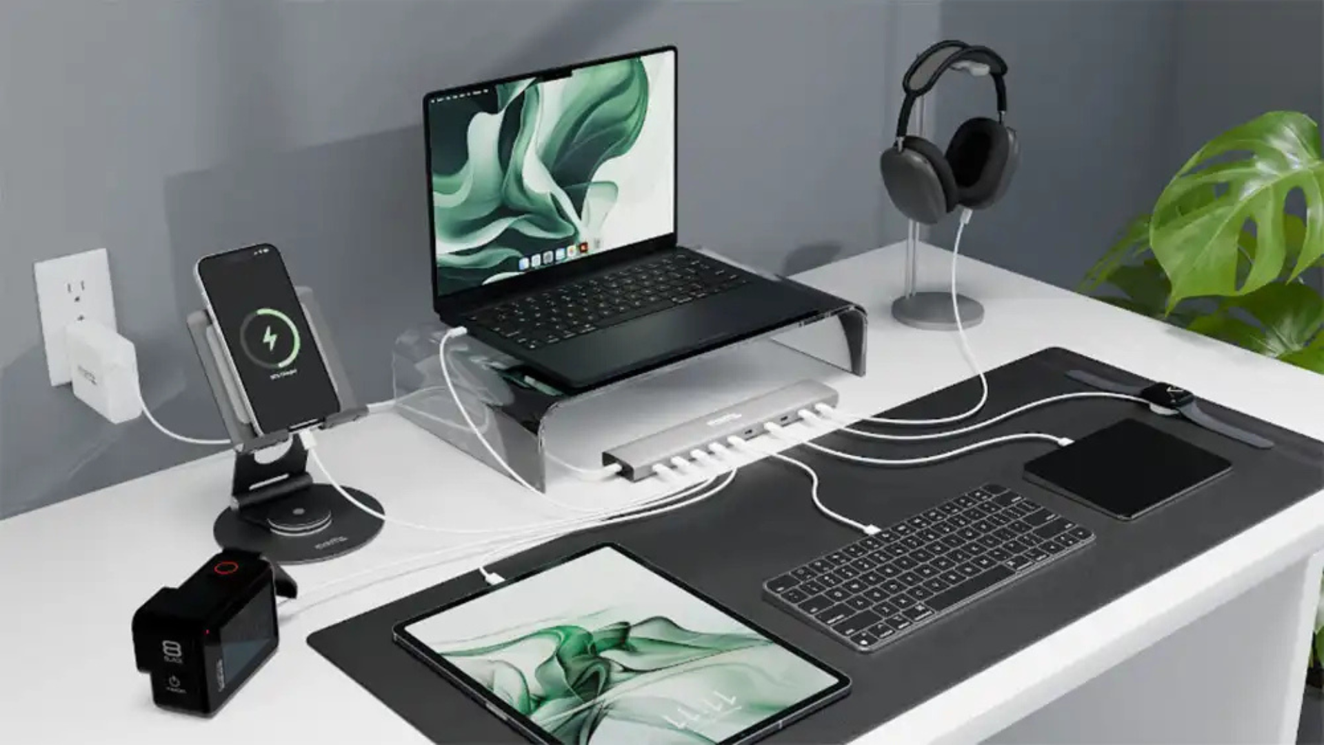 Danh gia Plugable PS 10CC Sac 10 cong USB C thong minh gon ban lam viec 5