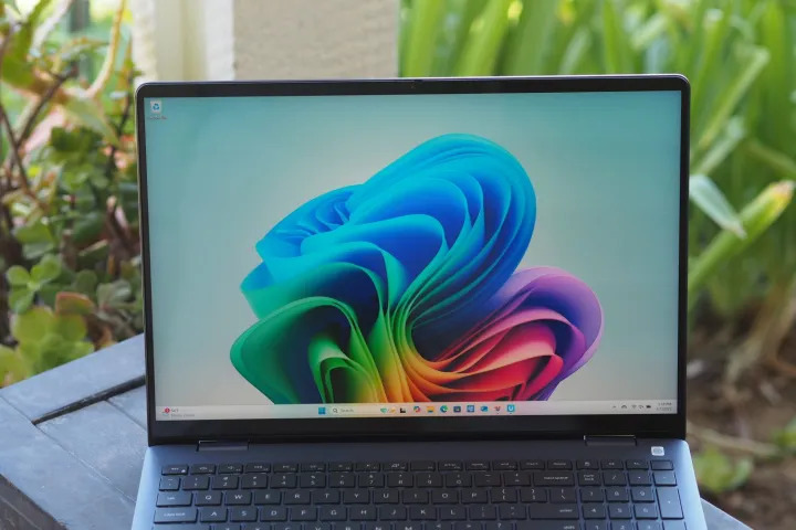 Dell Plus 16 2in1 12