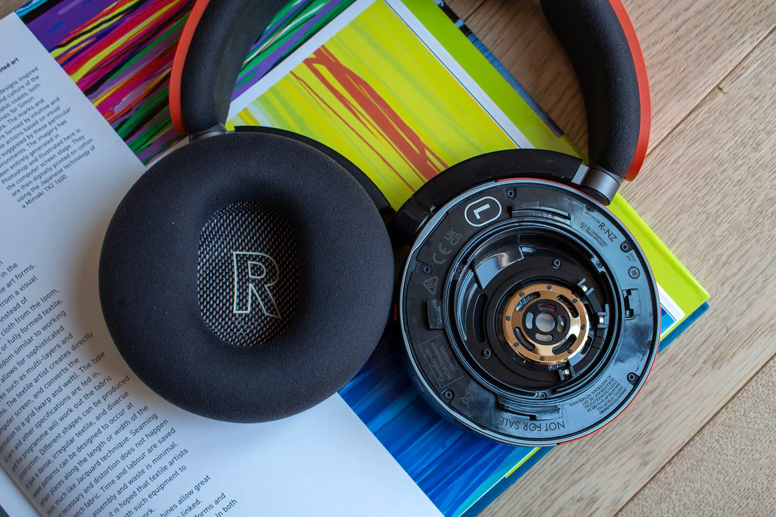 Đánh giá tai nghe Dyson OnTrac - Tận hưởng âm thanh chất lượng cao 21 Dyson OnTrac 14