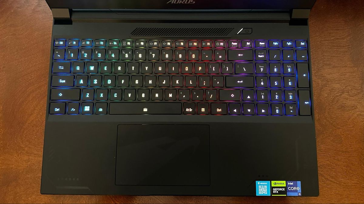 Gigabyte Aorus 15X 10