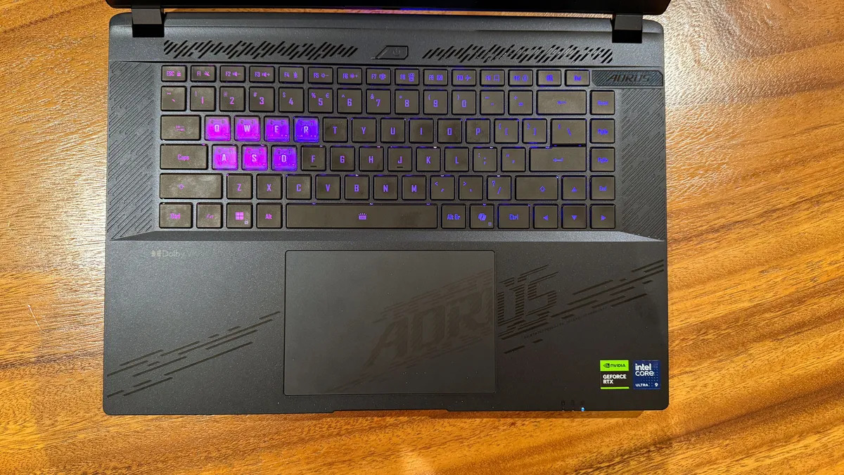 Gigabyte Aorus Master 16 18