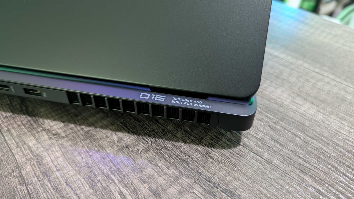 HP OMEN MAX 16 2