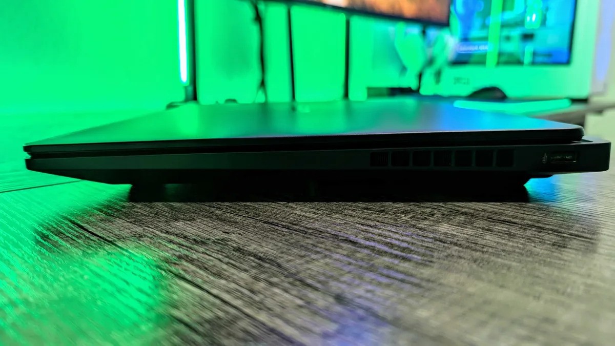 HP OMEN MAX 16 6