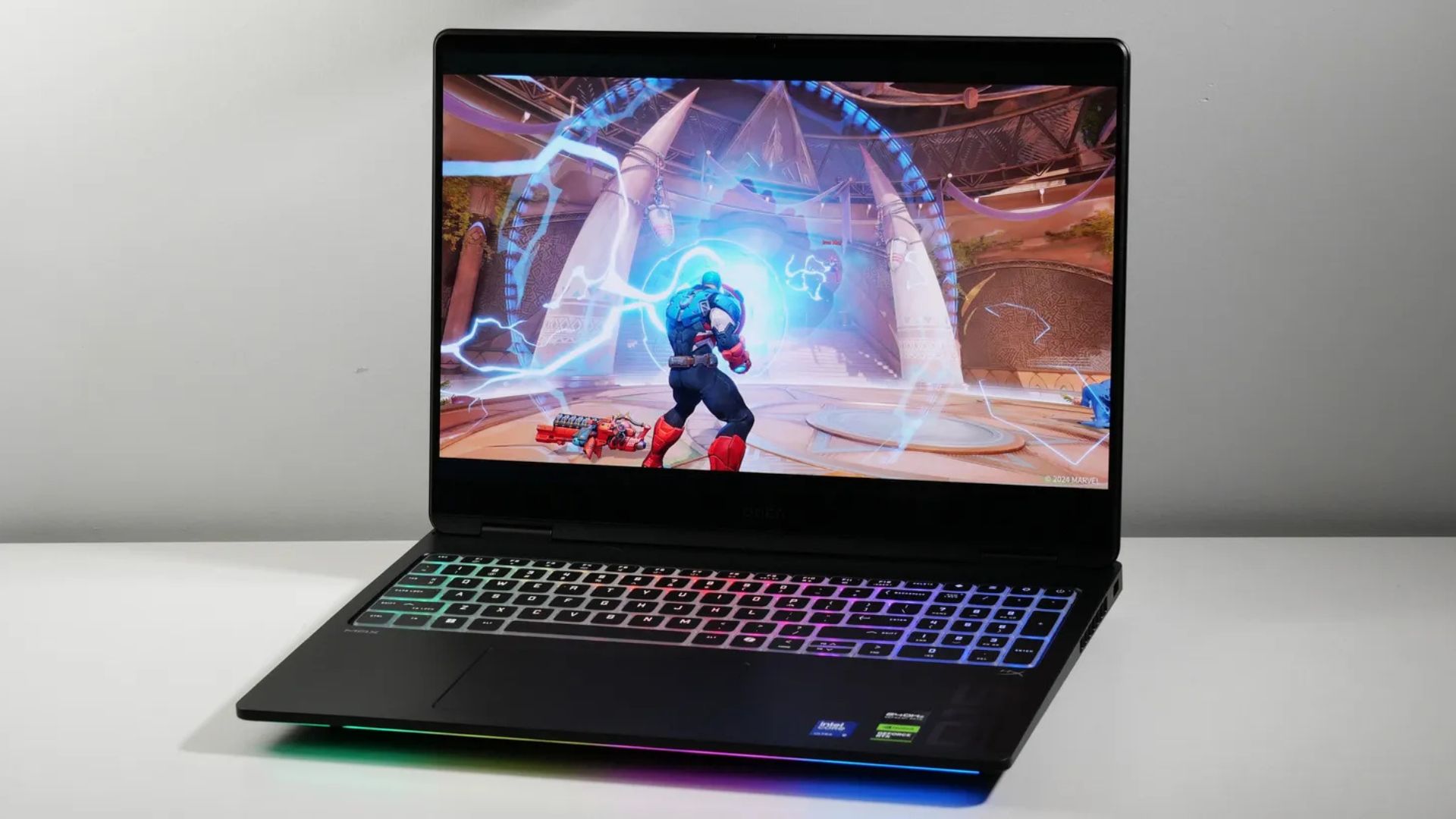 Đánh giá HP Omen Max 16 - Laptop gaming mỏng nhẹ, mạnh mẽ và siêu mượt! 1 HP Omen Max 16 RTX 5090 21