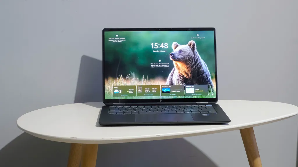 HP OmniBook Ultra Flip 2