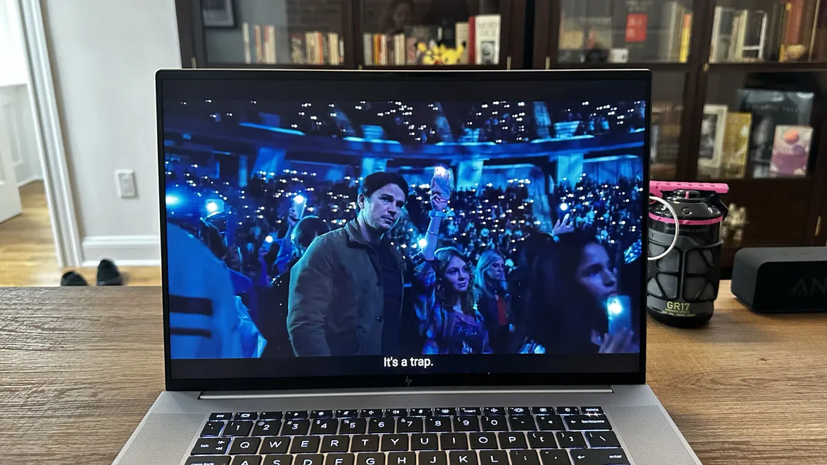 Đánh giá HP ZBook Studio 16 G10 - Trải nghiệm hình ảnh sống động, hoàn hảo cho đồ họa 17 HP ZBook Studio 16 G10 6