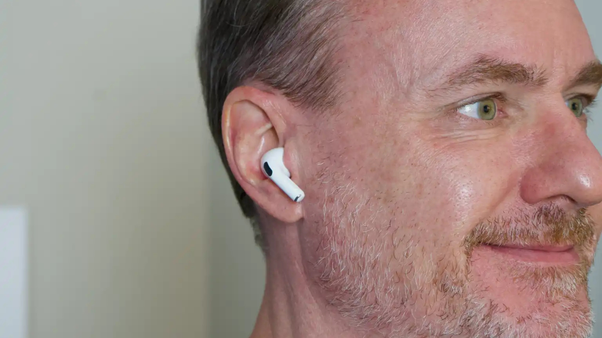 Hướng dẫn dùng AirPods Pro 2 làm trợ thính: Nghe rõ hơn, nhạc hay hơn 1 Huong dan dung AirPods Pro 2 lam tro thinh Nghe ro hon nhac hay hon 1
