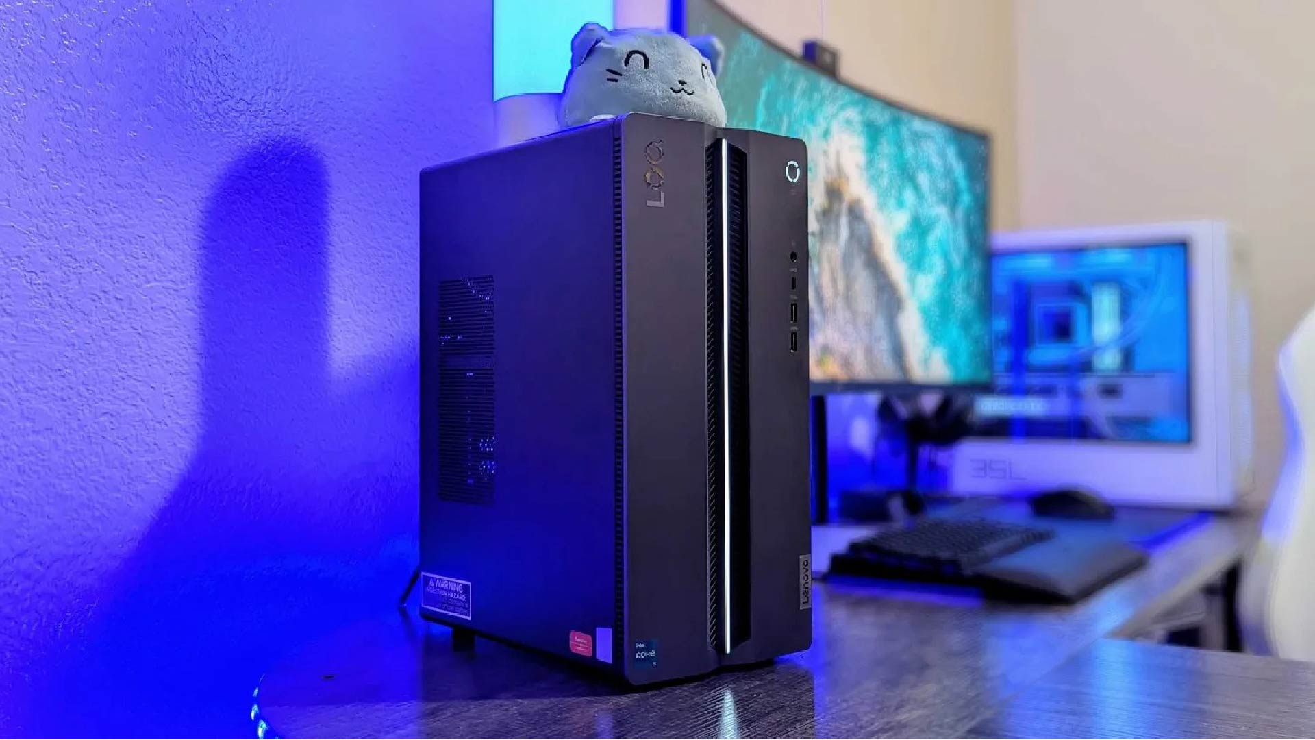 Lenovo LOQ Tower 1 01