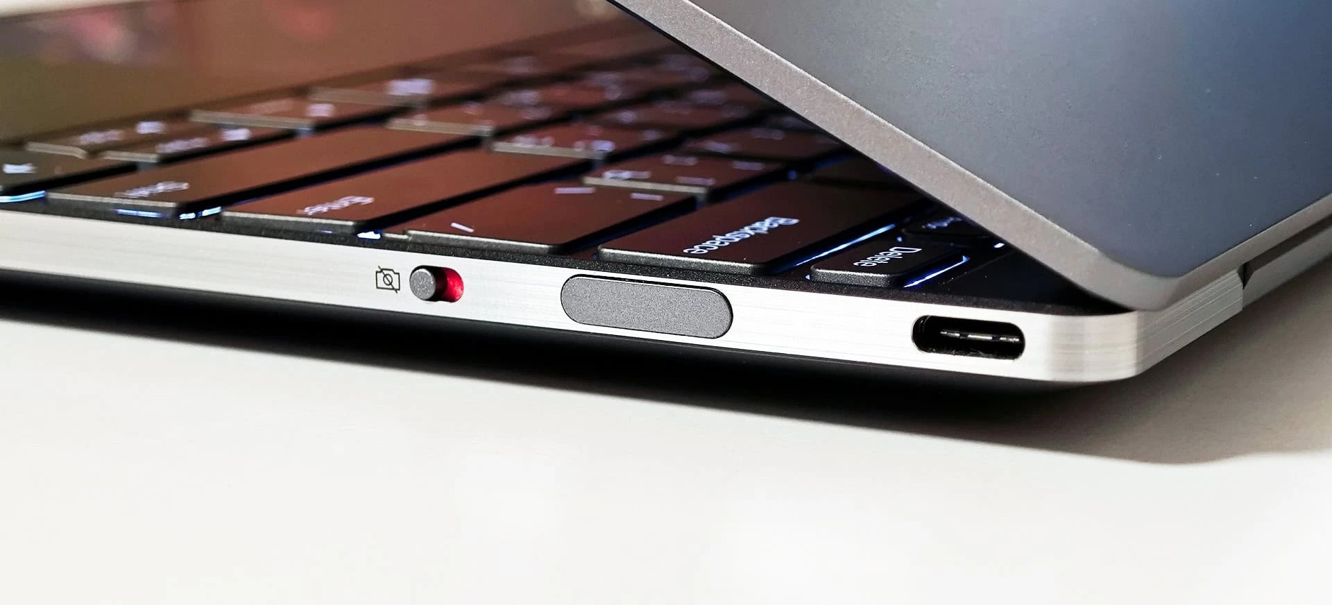 Đánh giá Lenovo ThinkBook 13x G4 IMH - Mỏng đẹp tinh tế, màn hình 2.8K 120Hz tuyệt vời 46 Lenovo ThinkBook 13x G4 IMH 36