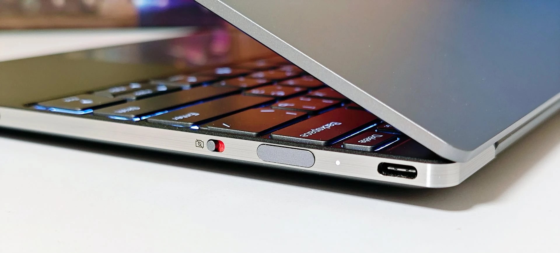 Đánh giá Lenovo ThinkBook 13x G4 IMH - Mỏng đẹp tinh tế, màn hình 2.8K 120Hz tuyệt vời 76 Lenovo ThinkBook 13x G4 IMH 6