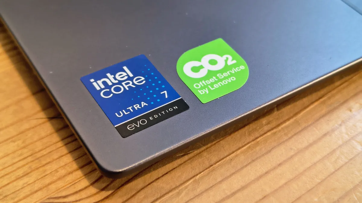 Đánh giá Lenovo ThinkPad X9-14 Aura Edition - Hiệu năng đỉnh cao, thiết kế tinh tế đến từng chi tiết. 16 Lenovo ThinkPad X9 14 8