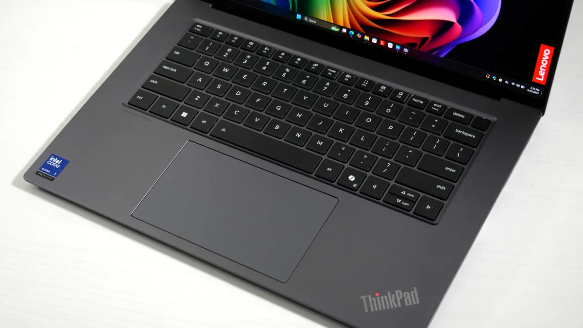 Đánh giá Lenovo ThinkPad X9-15 Gen 1 Aura Edition: Tối ưu mọi tác vụ, đồng hành cùng thành công của bạn 33 Lenovo ThinkPad X9 15 Gen 1 Aura Edition 4