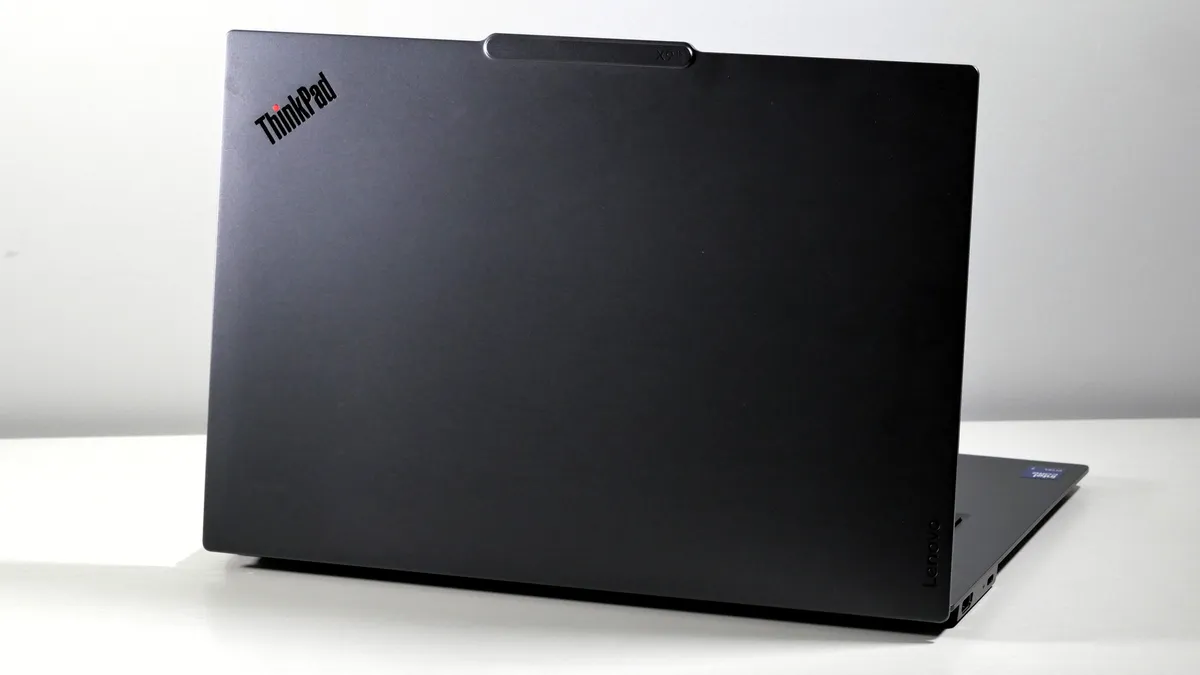 Đánh giá Lenovo ThinkPad X9-15 Gen 1 Aura Edition: Tối ưu mọi tác vụ, đồng hành cùng thành công của bạn 24 Lenovo ThinkPad X9 15 Gen 1 Aura Edition 8