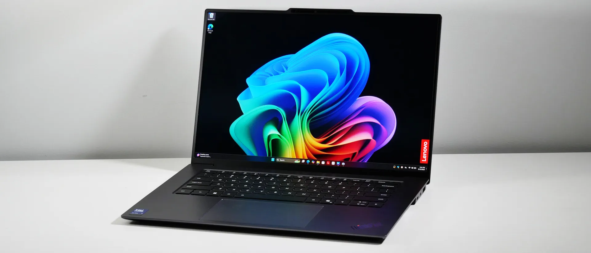 Đánh giá Lenovo ThinkPad X9-15 Gen 1 Aura Edition: Tối ưu mọi tác vụ, đồng hành cùng thành công của bạn 45 Lenovo ThinkPad X9 15 Gen 1 Aura Edition 9