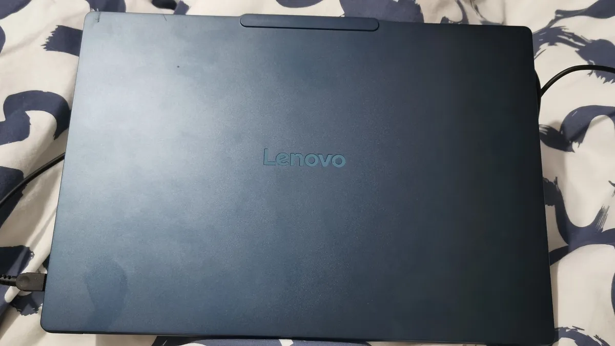 Lenovo Yoga Slim 7x 9