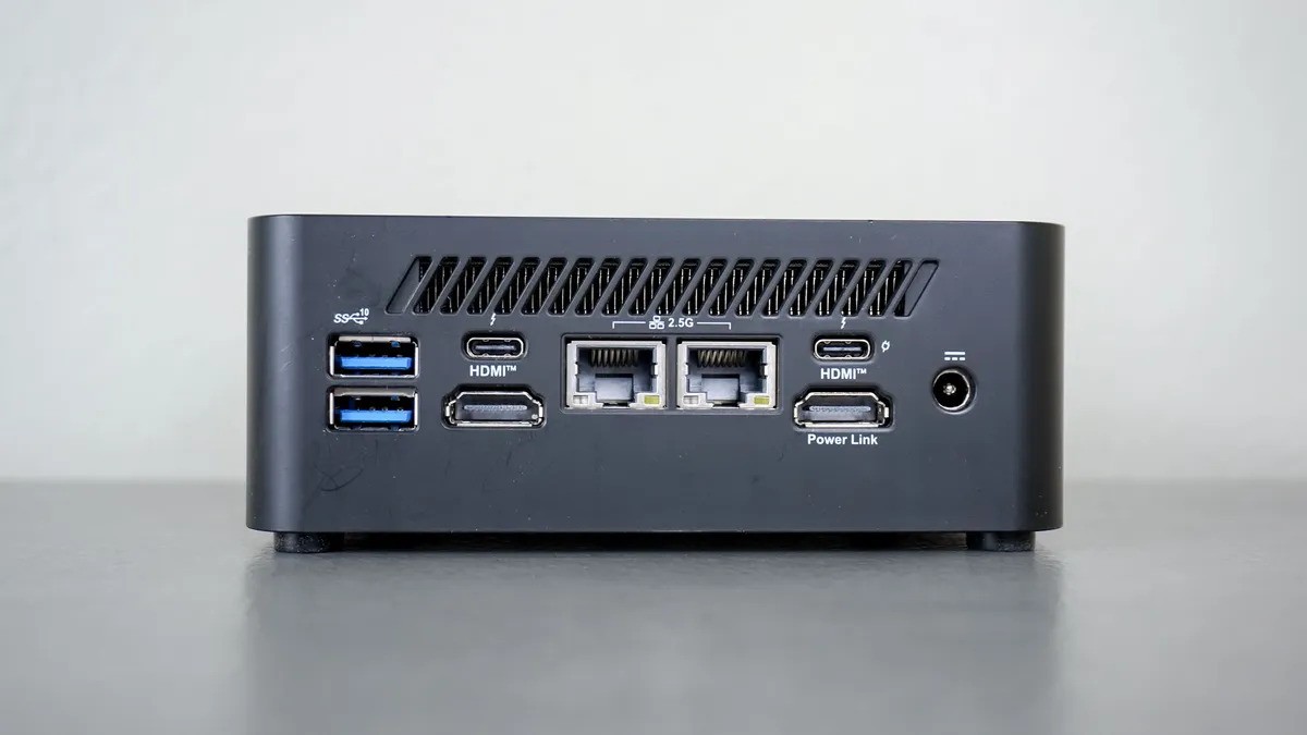 MSI Cubi NUC 1M 4