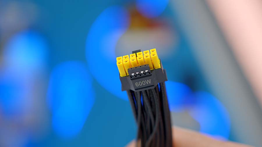 MSI MPG A1000GS PCIE5 10