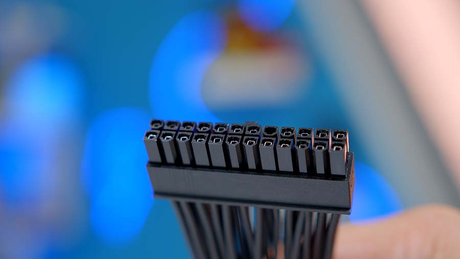 MSI MPG A1000GS PCIE5 7