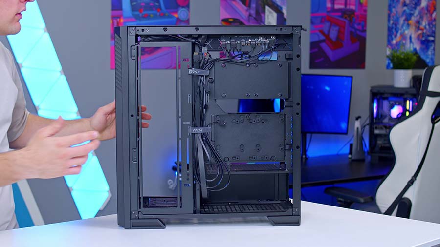 MSI MPG Velox 300R Airflow PZ 8