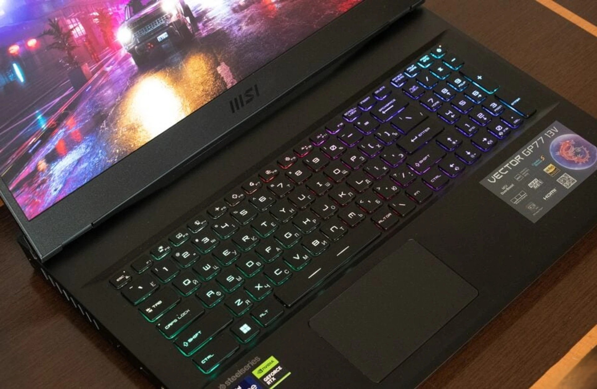 MSI Vector GP77 13VG 18