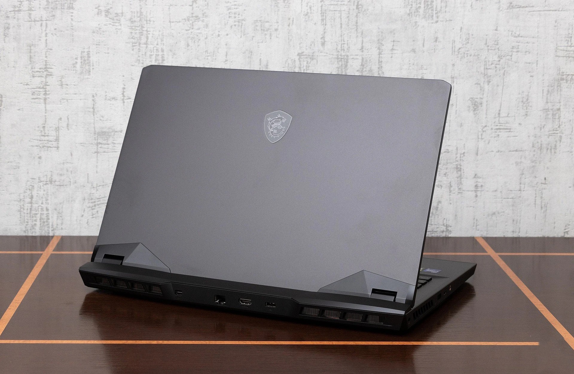 MSI Vector GP77 13VG 28