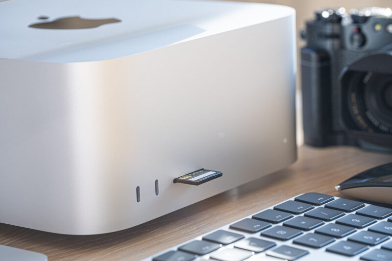 Đánh giá Mac Studio M1 Ultra - Cỗ máy biến mọi ước mơ sáng tạo thành hiện thực! 21 Mac Studio M1 Ultra 7