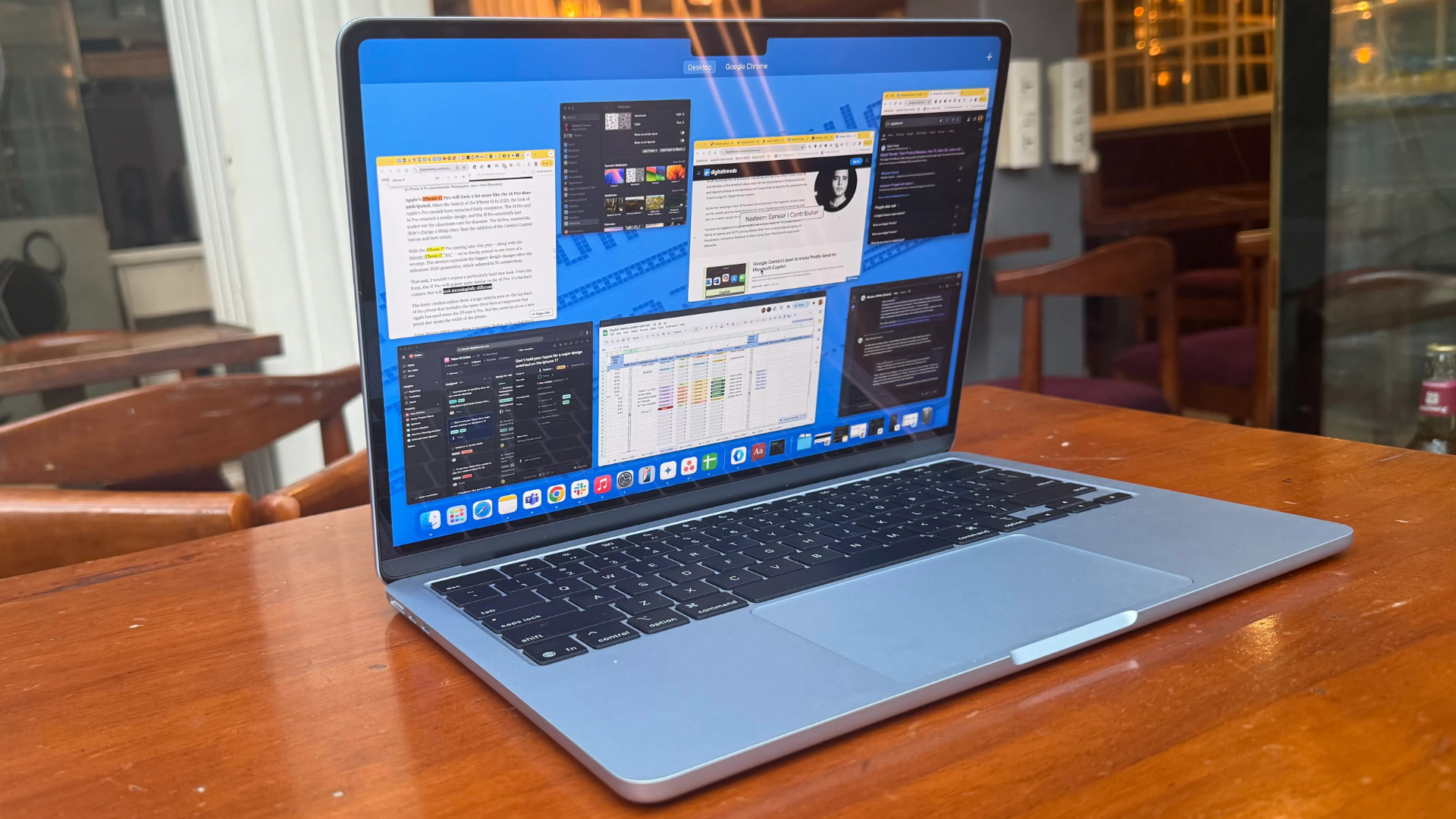 MacBook Air M4 2025: Pin 20 giờ, vua laptop mỏng nhẹ! 9 MacBook Air M4 2025 Pin 20 gio vua laptop mong nhe 2