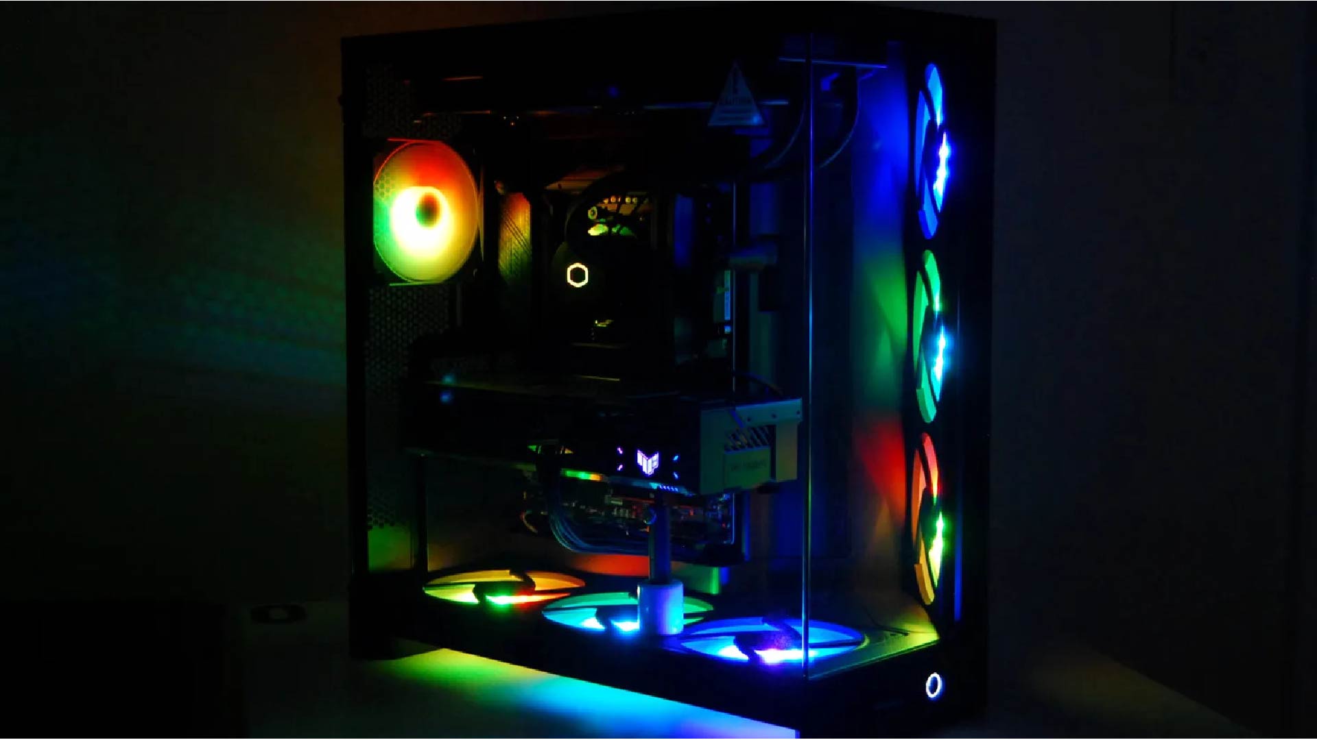 NZXT H9 Flow 1 01