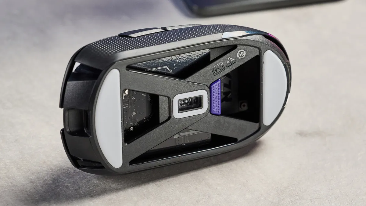 NZXT Lift Elite Wireless 5