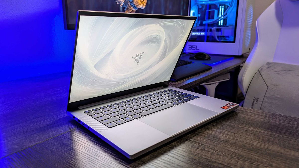 Đánh giá Razer Blade 14 2025 - Laptop gaming tối ưu nhất, sang trọng và mạnh mẽ 14 Razer Blade 14 2025 2