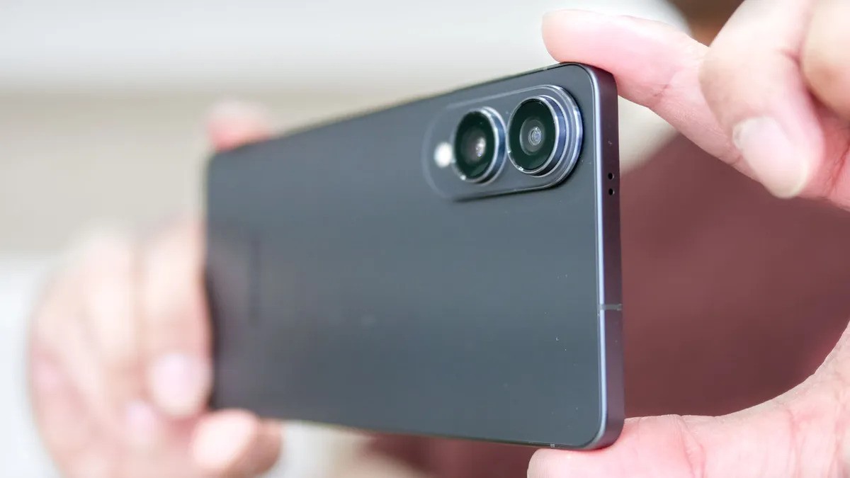 Samsung Galaxy S25 Edge 6