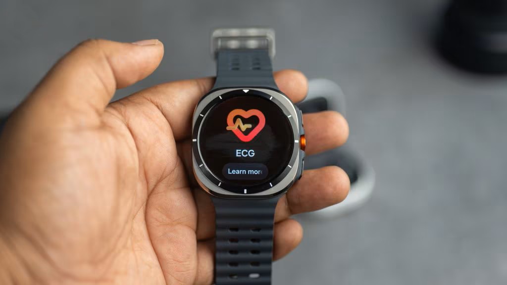 Đánh giá Samsung Galaxy Watch Ultra LTE - Đồng hồ thông minh đỉnh cao cho lối sống không gián đoạn 21 Samsung Galaxy Watch Ultra LTE 3