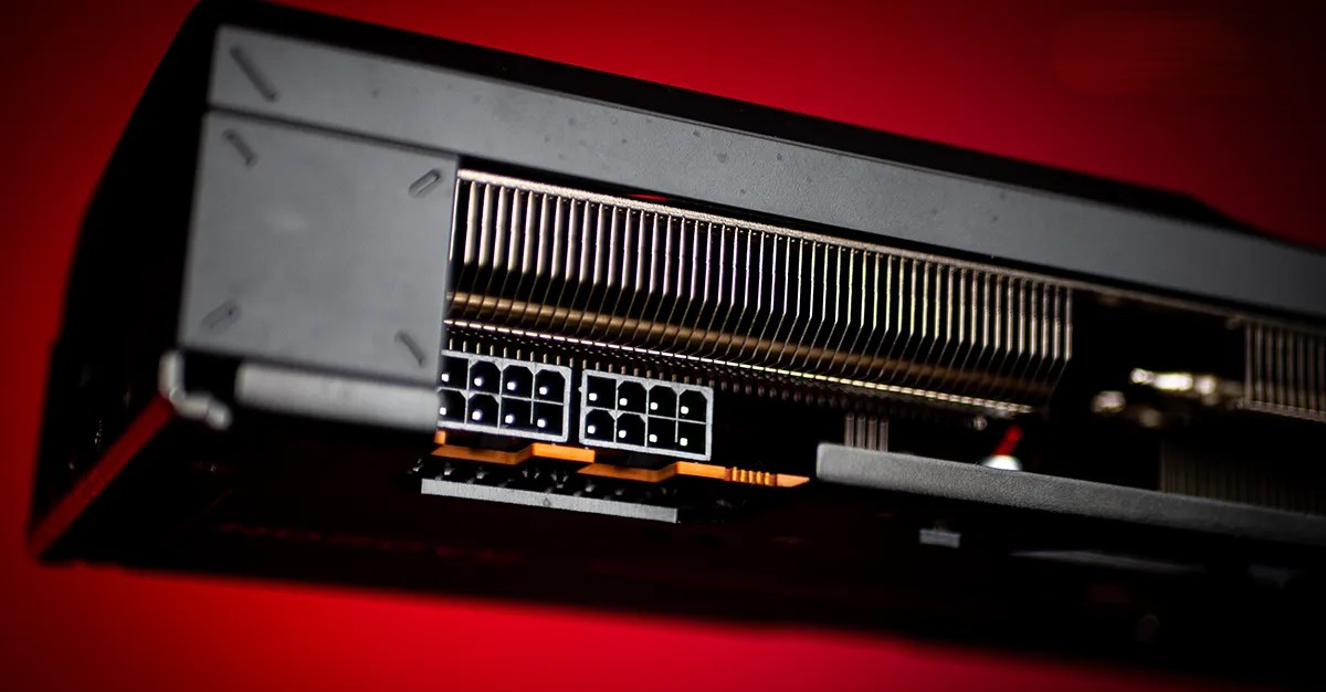 Sapphire Pulse AMD Radeon RX 7700XT 18