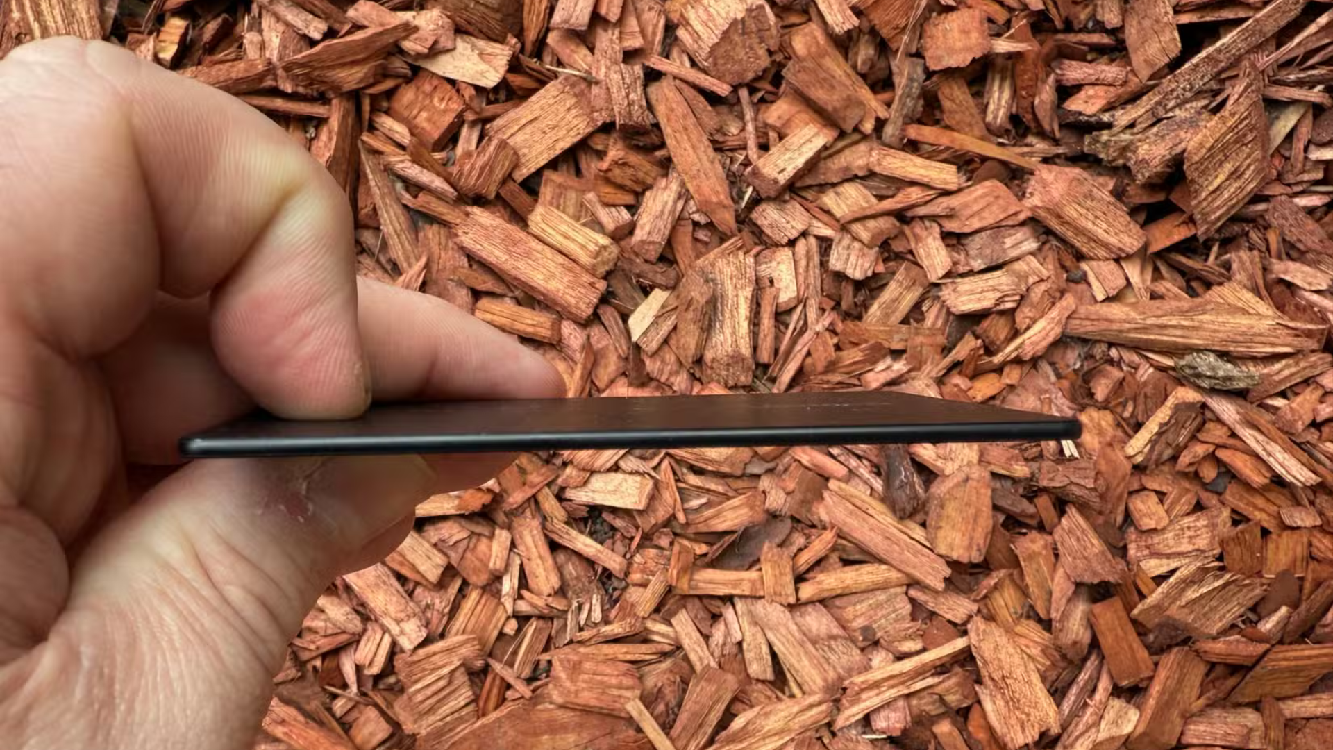 So sanh Ugreen FineTrack FineTrack Slim va Apple AirTag Ai la nguoi dan dau 2