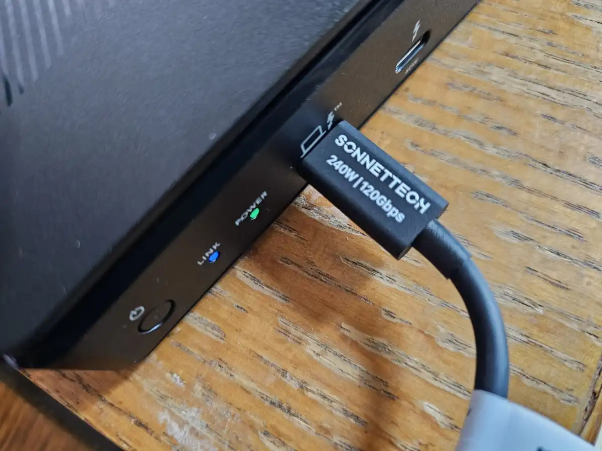 Sonnet Echo 13 Thunderbolt 5 2