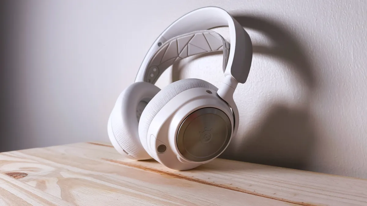 Đánh giá SteelSeries Arctis Nova Pro - Âm thanh đỉnh cao, thống trị mọi trận chiến. 17 SteelSeries Arctis Nova Pro 6 1