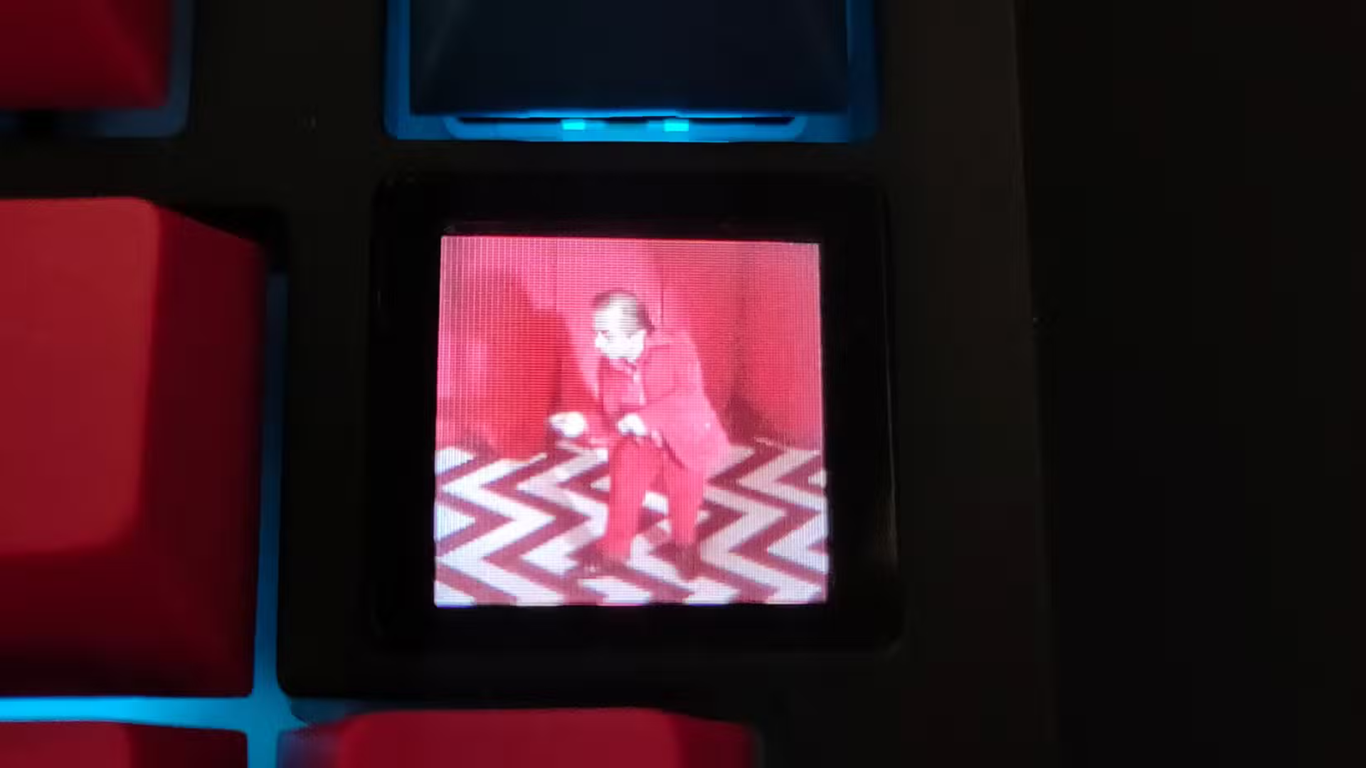 Tai sao toi chi mua ban phim co man hinh tich hop 2