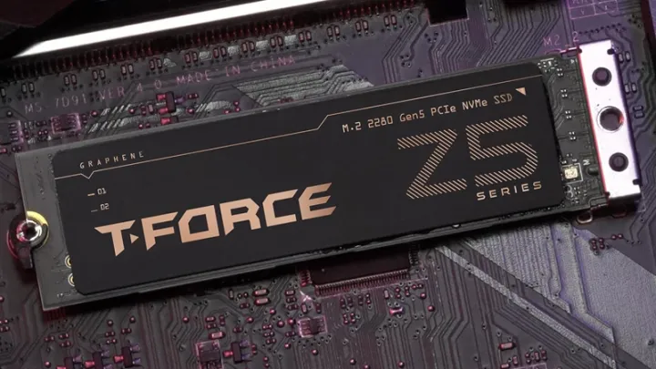 Top những ổ SSD tốt nhất cho năm 2025 - Trải nghiệm mượt mà không giới hạn 11 Teamgroup T Force Z540 2TB