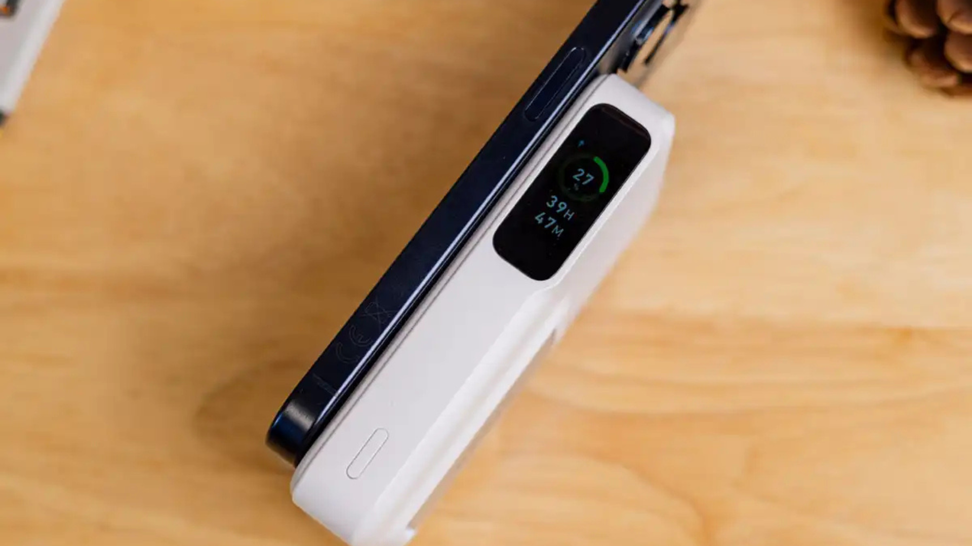 Top 6 Pin du phong MagSafe tot nhat cho iPhone 12 13 14 15 16 3