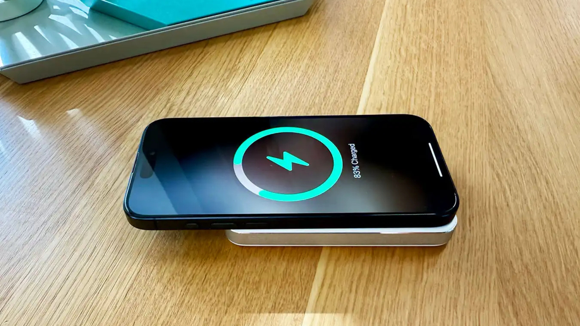 Top 6 Pin du phong MagSafe tot nhat cho iPhone 12 13 14 15 16 4