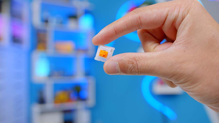 ban phim Dark Mount 18