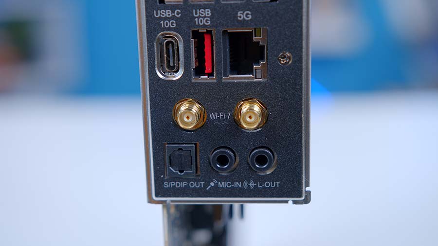 bo mach chu WiFi MSI MAG X870E TOMAHAWK 19