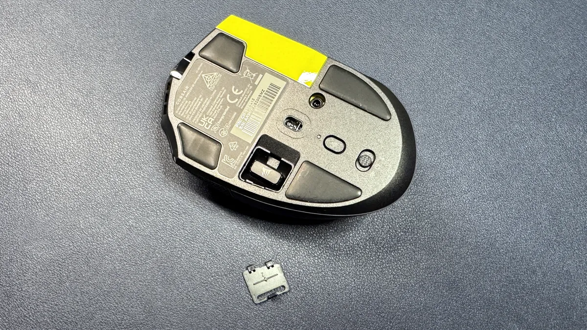 chuot Corsair Scimitar Elite SE Wireless 10