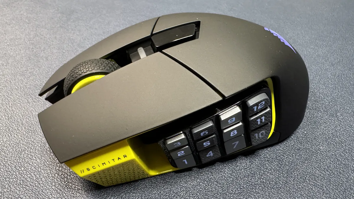 chuot Corsair Scimitar Elite SE Wireless 15