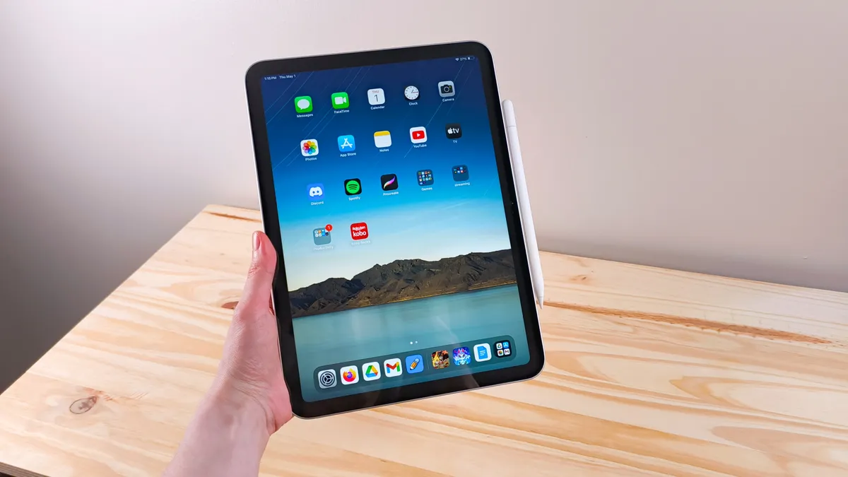 iPad 11 vs iPad 10: Siêu phẩm đối đầu - Đâu là lựa chọn đỉnh cao và phù hợp cho bạn? 9 iPad 11 vs iPad 10 4