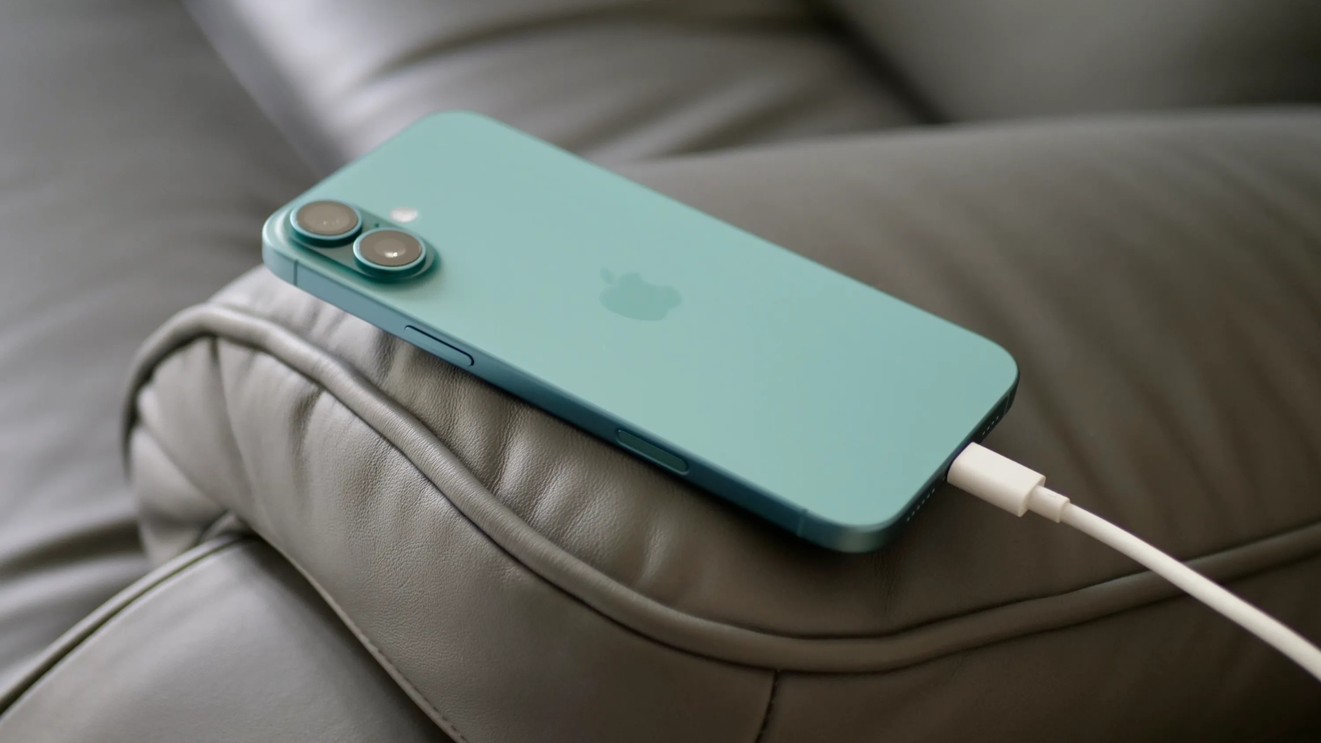 iPhone 17: 5 Tính năng đột phá khiến bạn muốn nâng cấp ngay 2025! 9 iPhone 17 5 Tinh nang dot pha khien ban muon nang cap ngay 2025 2