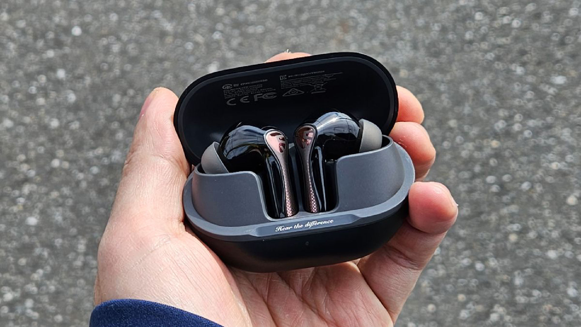 Đánh giá tai nghe Soundpeats Air5 Pro: Âm thanh chất lượng cao, phong cách tối ưu 1 01 01 6