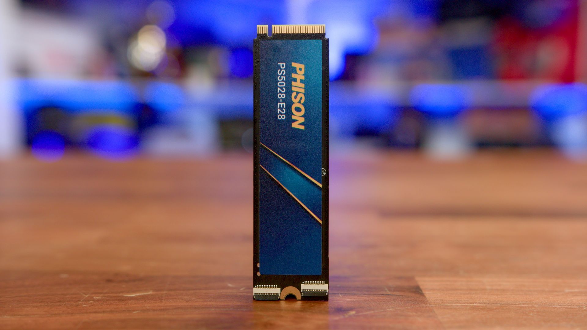 Đánh giá SSD Phison E28 2TB: Hiệu suất PCIe Gen5 vượt trội, tiết kiệm năng lượng đỉnh cao 1 01 1