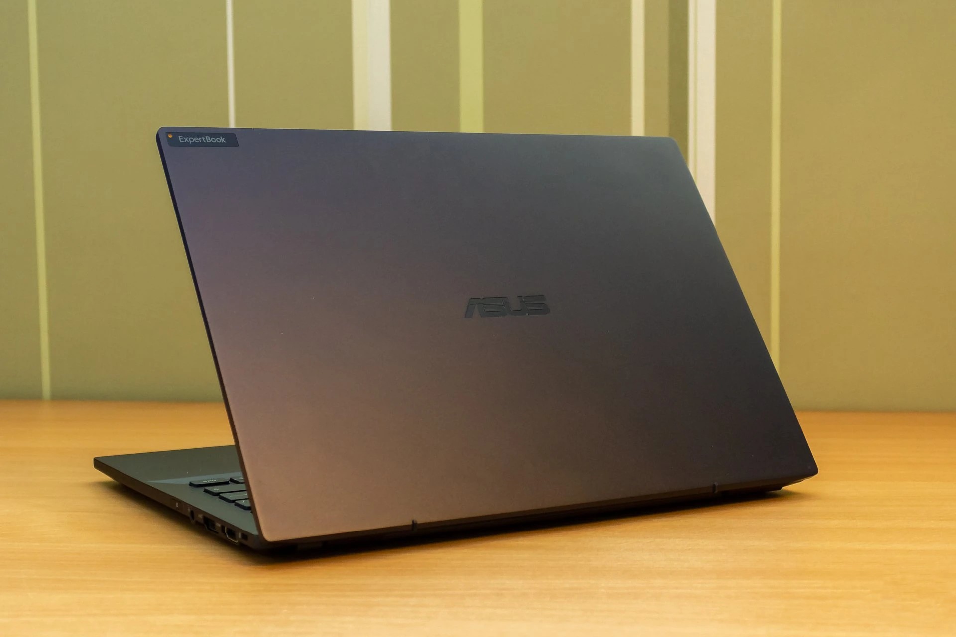 ASUS ExpertBook B5302CE 38