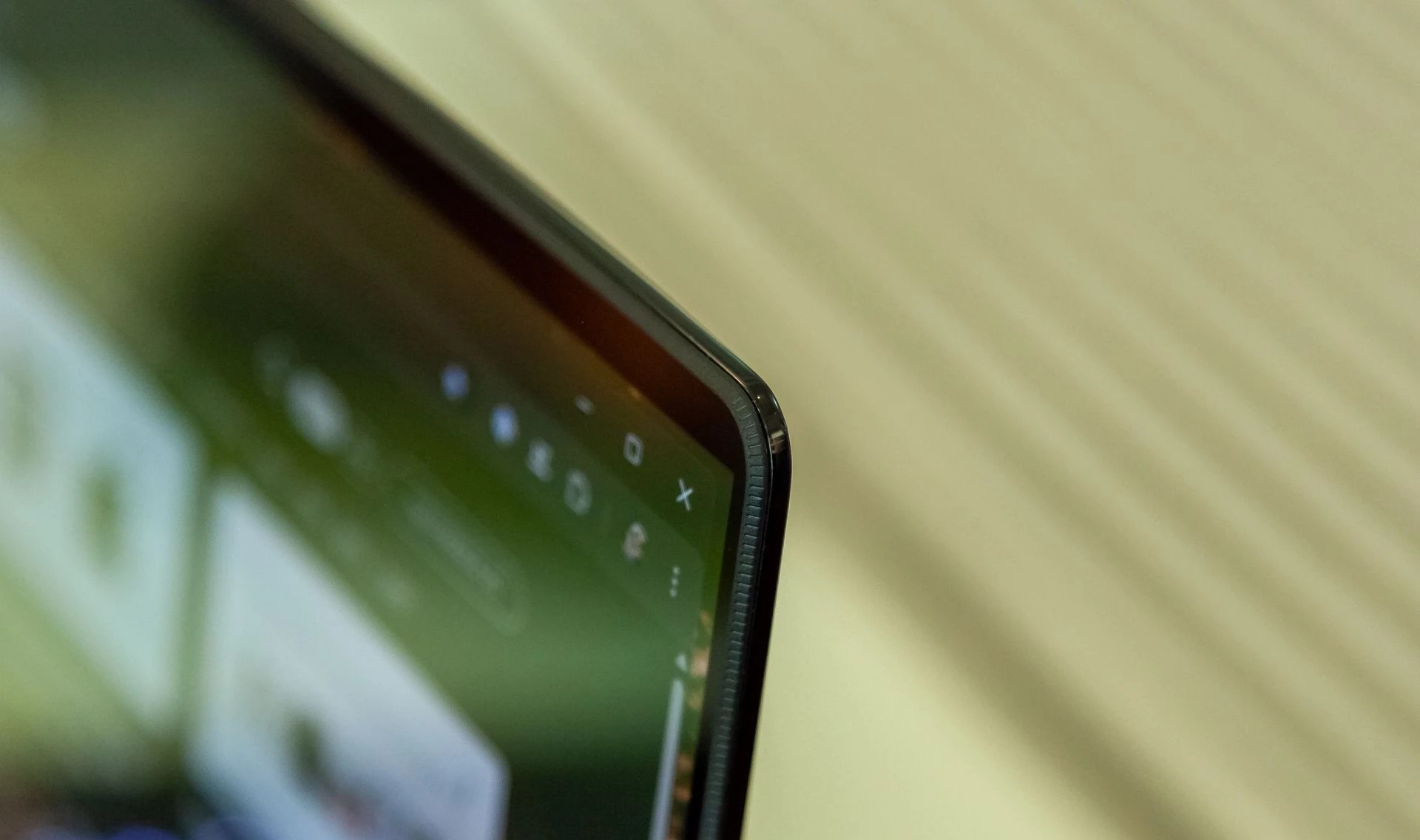 Đánh giá ASUS ProArt P16 (H7606WP) - Liệu có phải là chiếc laptop trong mơ của bạn? 61 ASUS ProArt P16 H7606WP 44